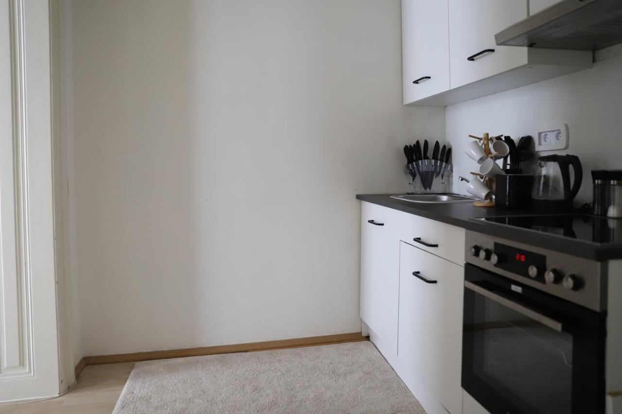 Spacious Apartment, 3 Min To U6 Metro Vienna Exterior photo
