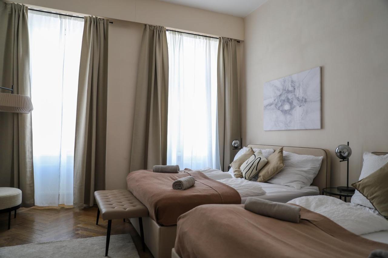 Spacious Apartment, 3 Min To U6 Metro Vienna Exterior photo