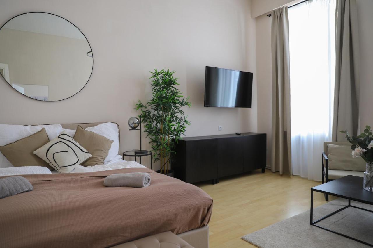Spacious Apartment, 3 Min To U6 Metro Vienna Exterior photo